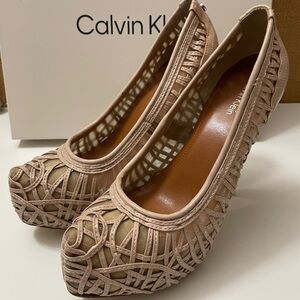 Calvin Klein Women's Beige Platform Wedding Party Dress Shoes Sz 6.5 M